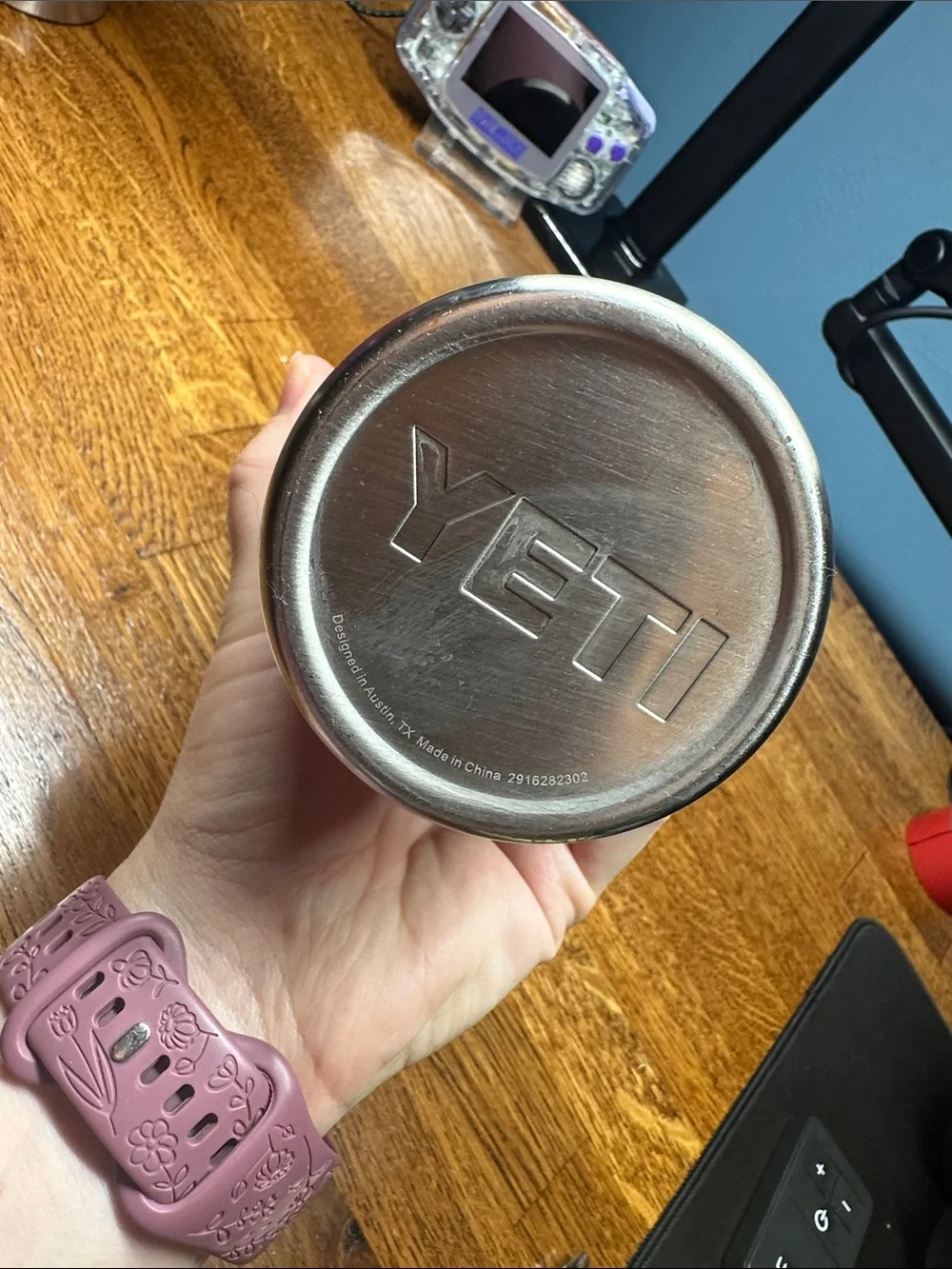 Pink yeti 30oz